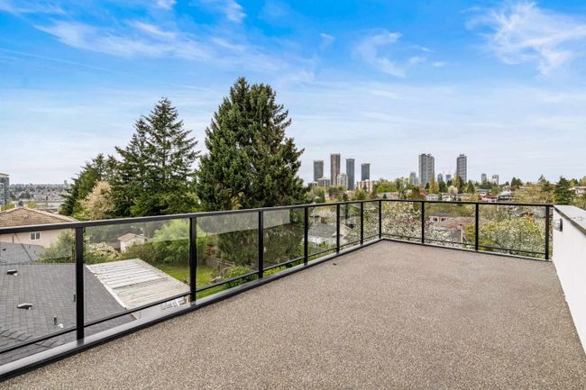 1605 Ellesmere Avenue, House other with 8 bedrooms, 6 bathrooms and 6 parking in Burnaby BC | Image 32