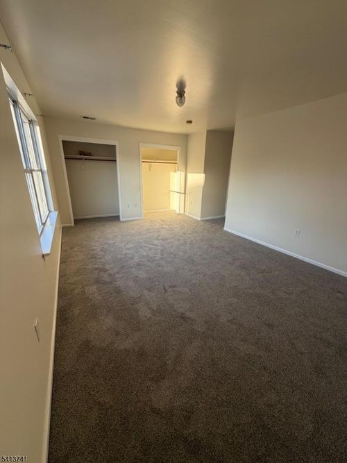 2-49 Lincoln Ave, Newark, NJ, 07104-3039 | Card Image