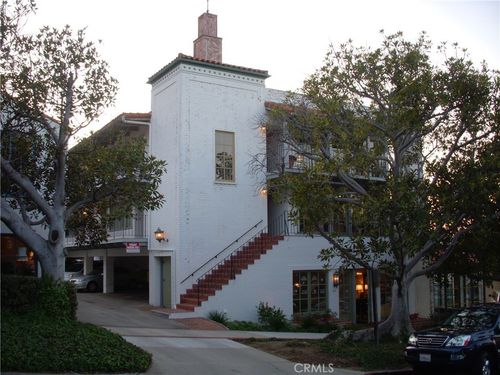 425 Via Corta, Palos Verdes Estates, CA, 90274-1356 | Card Image