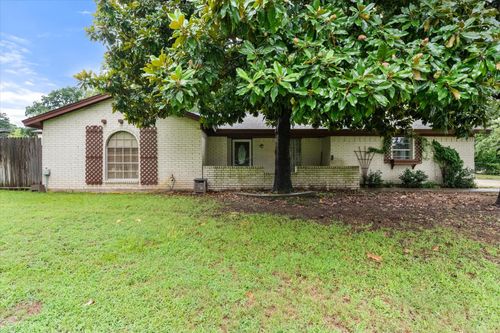 2008 Valley Dr, Crowley, TX, 76036-5818 | Card Image