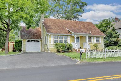 16 Lake Avenue, House other with 4 bedrooms, 2 bathrooms and null parking in Helmetta NJ | Image 1