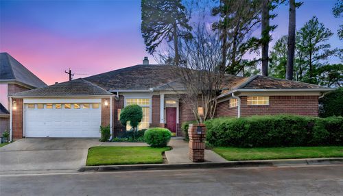 300 Tealwood Dr, Longview, TX, 75605-3353 | Card Image