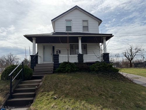 7120 Canton Ave, Cleveland, OH, 44105-3607 | Card Image