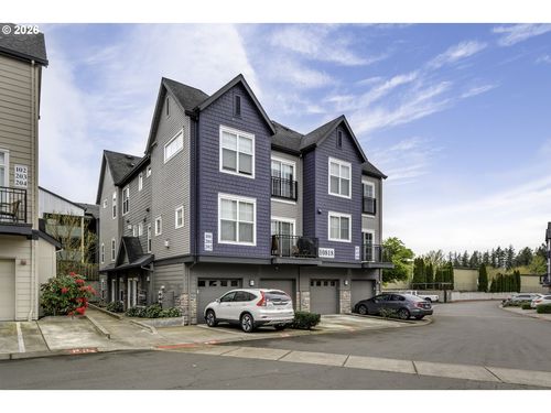 202-10818 Ne Red Wing Way, Hillsboro, OR, 97006-3407 | Card Image