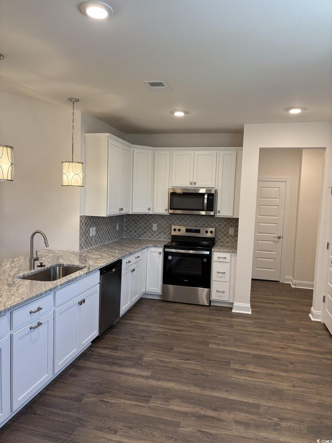 596 Canborough Ln, House other with 3 bedrooms, 2 bathrooms and 6 parking in Murrells Inlet SC | Image 4