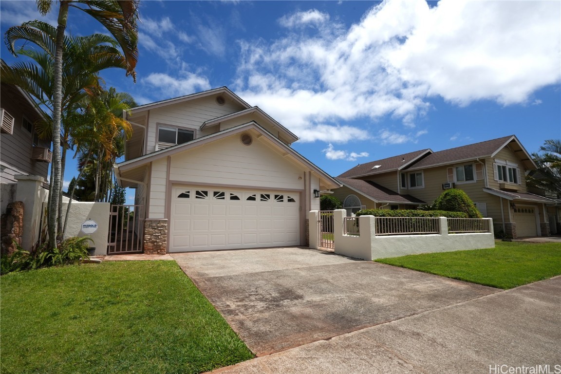 Lumiauau St, Waipahu, HI 96797