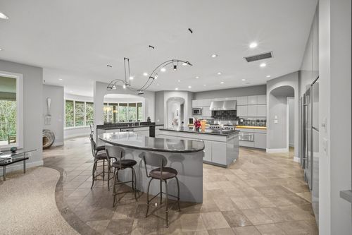 1075 Thomson Rd, Anmore, BC, V3H4X9 | Card Image