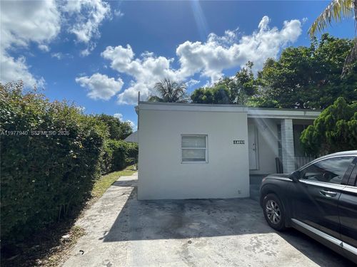 b-14735 Nw 9th Ave, Miami, FL, 33168-3119 | Card Image