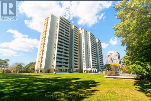 812-2550 Pharmacy Ave, Scarborough, ON, M1W1H9 | Card Image