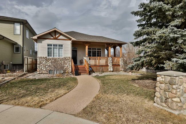 39 Grand River Boulevard W, Home with 4 bedrooms, 3 bathrooms and 4 parking in Lethbridge AB | Image 1