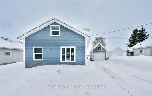 913 Ferguson Rd, Porcupine, ON, P0N1K0 | Card Image