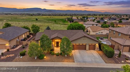 8429 N Prairie Vw, Prescott Valley, AZ, 86315-9177 | Card Image
