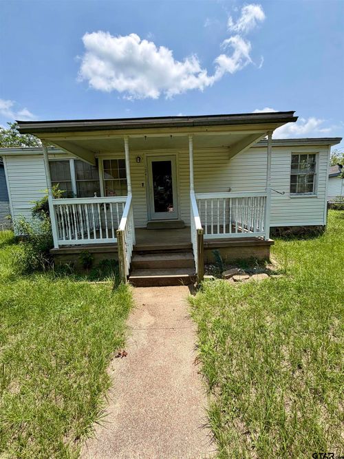 194 N Green St, Hawkins, TX, 75765-3028 | Card Image