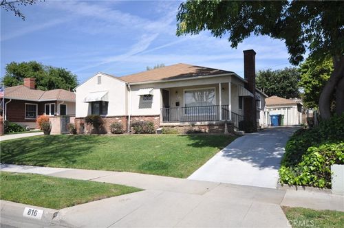 816 Novelda, Alhambra, CA, 91801 | Card Image
