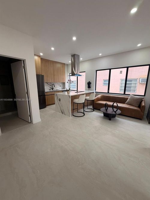 apt-5-2436 Sw 7th St, Miami, FL, 33135-3023 | Card Image