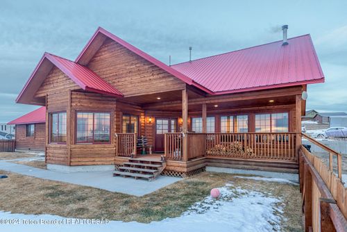 20 Bonnie Rd, Pinedale, WY, 82941-5038 | Card Image