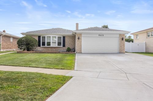 865 Love St, Elk Grove Village, IL, 60007-4441 | Card Image