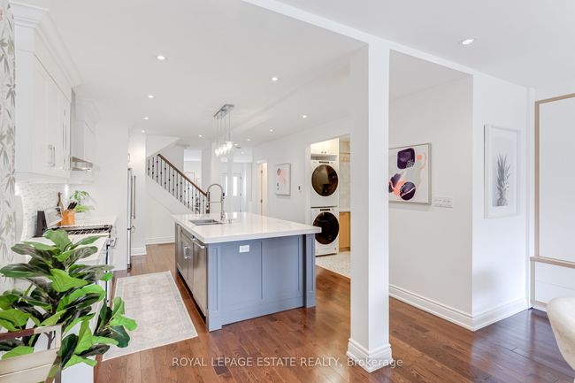 7 Delaware Ave, House attached with 5 bedrooms, 5 bathrooms and 1 parking in Toronto ON | Image 15