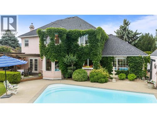 1045 Cameron Avenue, Kelowna, BC, V1Y8V4 | Card Image
