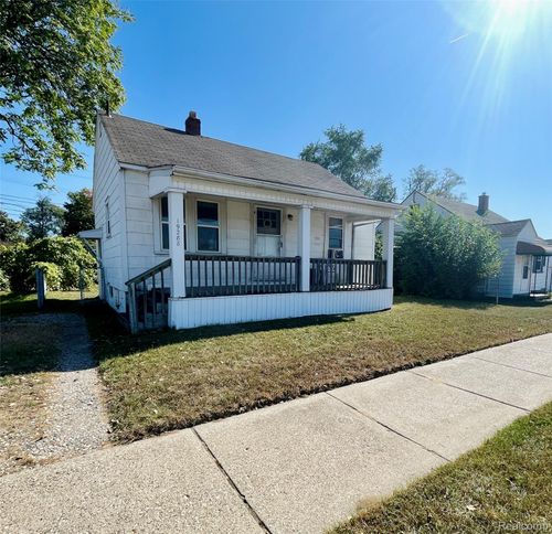 19288 Farmington Rd, Livonia, MI, 48152-1403 | Card Image