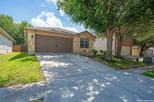 216 Hereford St, Cibolo, TX, 78108-3767 | Card Image