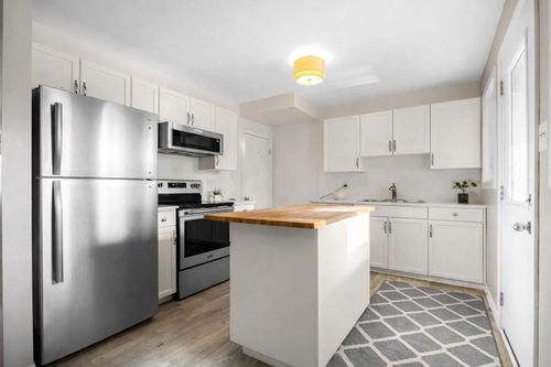 462 Killarney Glen Crt Sw, Calgary, AB, T3E7H4 | Card Image