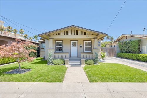 331 N Olive St, Orange, CA, 92866-1039 | Card Image