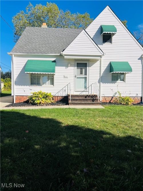 4081 E 175th St, Cleveland, OH, 44128-2221 | Card Image