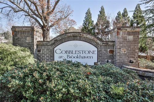 1934 Cobblestone Cir Ne, Brookhaven, GA, 30319-4905 | Card Image