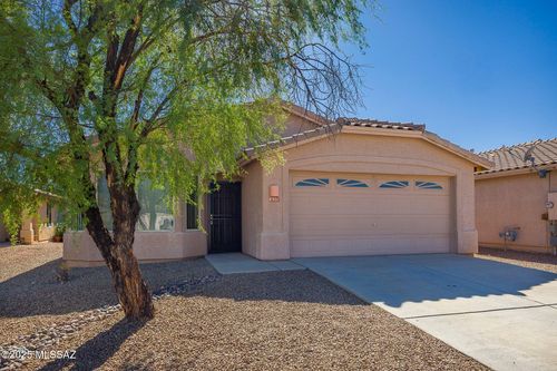 8901 N Tortolita Bluffs Pl, Tucson, AZ, 85742-4524 | Card Image