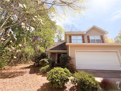 818 Greenwood Dr, Auburn, AL, 36832-3655 | Card Image