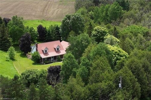 7135 Sideroad 3 E, Mount Forest, ON, N0G2L0 | Card Image