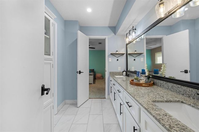16118 Parish Hall Dr, House other with 5 bedrooms, 4 bathrooms and 2 parking in Spring TX | Image 18