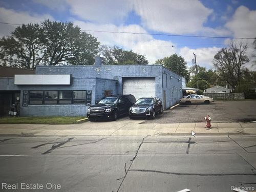 11285 E 9 Mile Rd, Warren, MI, 48089-2530 | Card Image