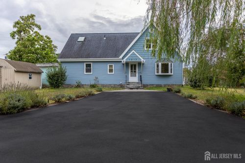 1613 Beacon St, Toms River, NJ, 08757-1217 | Card Image