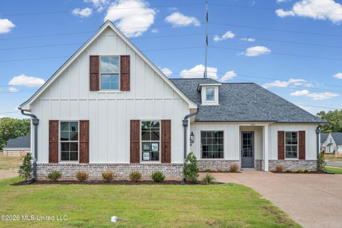 3634 Kreunen St, Nesbit, MS, 38651 | Card Image
