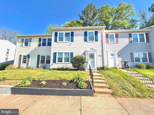 9518 Mooregate Ct, LORTON, VA, 22079-1913 | Card Image