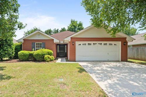 115 Bremerton Drive Sw, Huntsville, AL, 35824 | Card Image