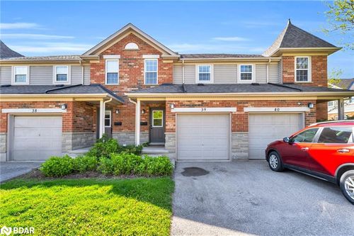 39-124 Gosling Gdns, Guelph, ON, N1G5K6 | Card Image