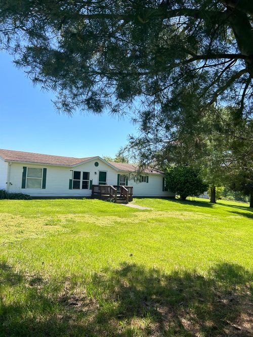 1843 E Everton Road, Connersville, IN, 47331 | Card Image