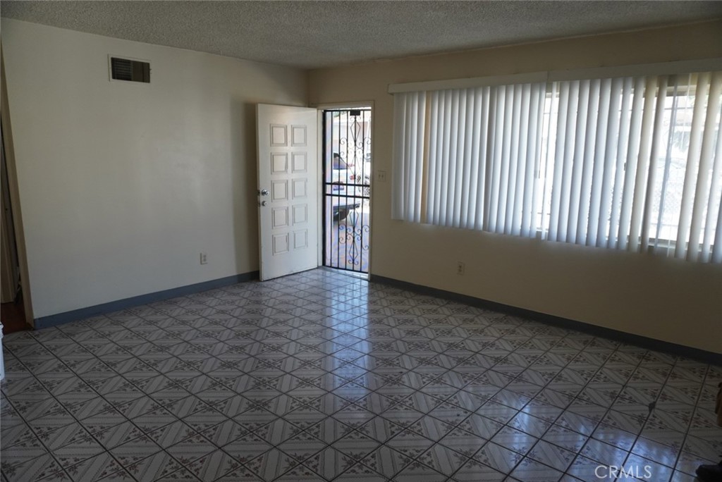 Residential Lease in Los Angeles 5