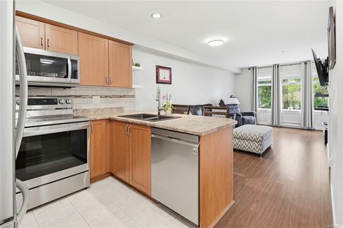 205-663 Goldstream Ave, Langford, BC, V9B2W9 | Card Image