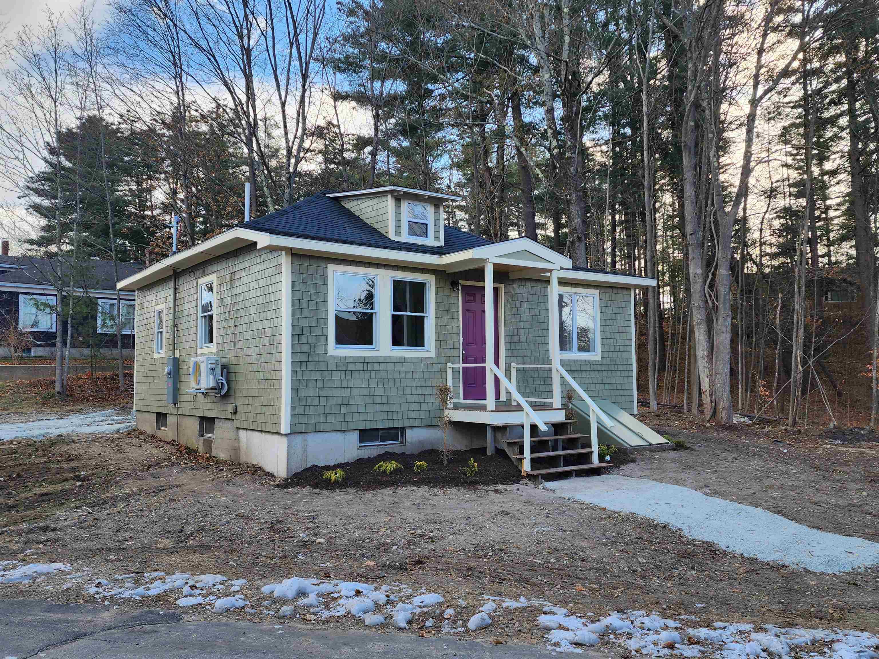 Gray Ave, Farmington, NH 03835