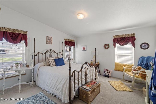 568 W Myriah Loop, House other with 3 bedrooms, 2 bathrooms and null parking in Coeur D Alene ID | Image 18