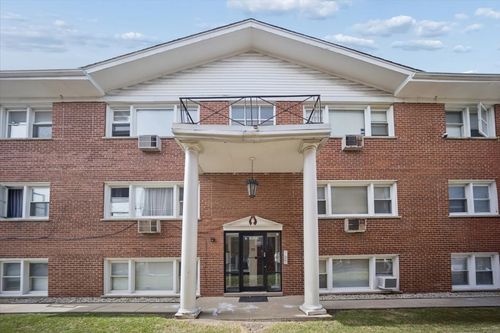 gb-10105 Hartford Ct, Schiller Park, IL, 60176-2032 | Card Image