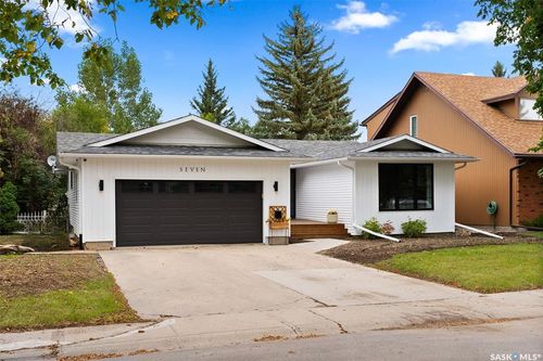 7 Trudeau Bay, Regina, SK, S4S6V3 | Card Image