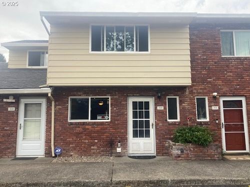 1828 Ne 19th St, Gresham, OR, 97030-4330 | Card Image