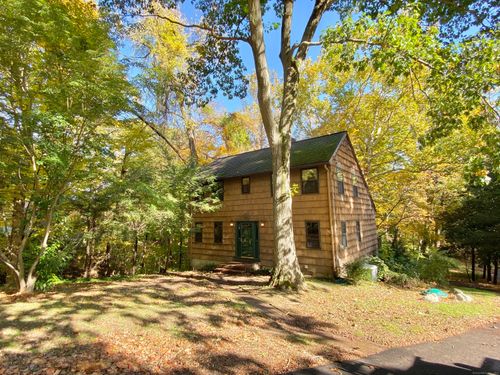 1031 Howe Ave, Shelton, CT, 06484-2326 | Card Image