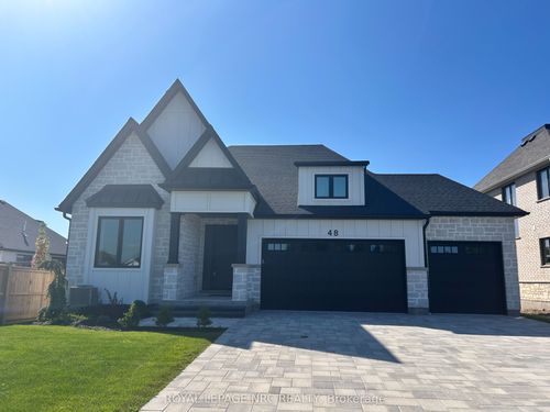 48 Harvest Dr, Niagara Falls, ON, L0S1J0 | Card Image