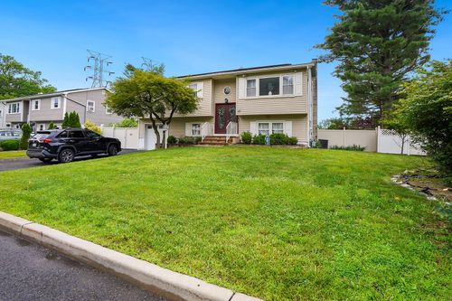 49 Morton St, Garnerville, NY, 10923-1428 | Card Image